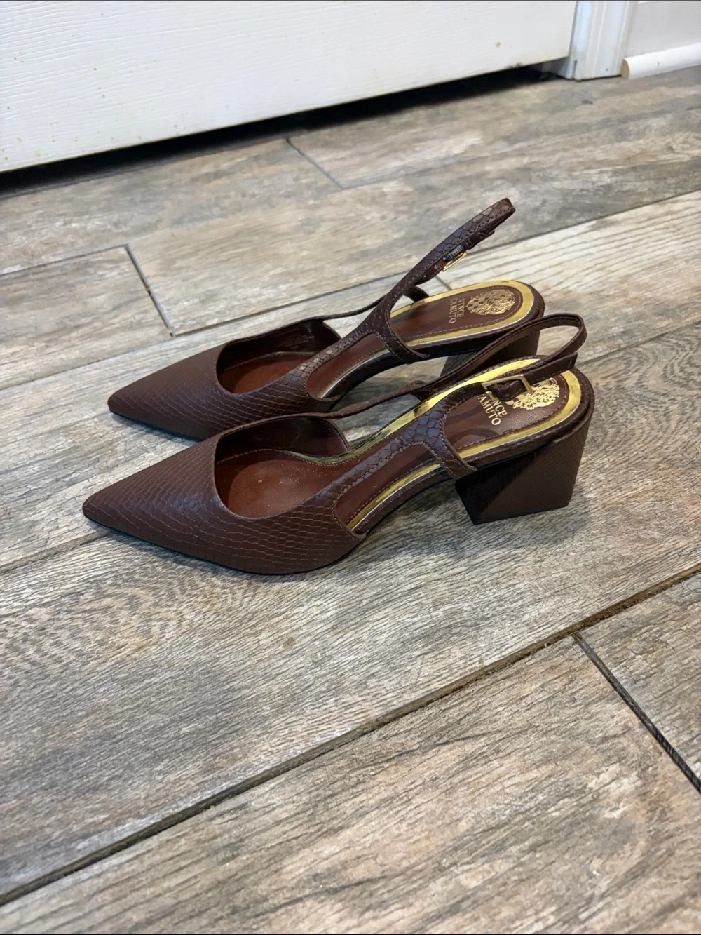Vince Camuto sindree Chocolate Brown Textured Slingback Block Heels size 7